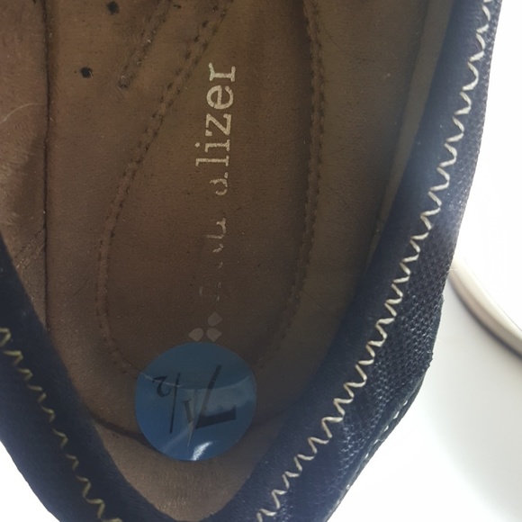 Naturalizer shoe 7.5 med. Black - Picture 3 of 4